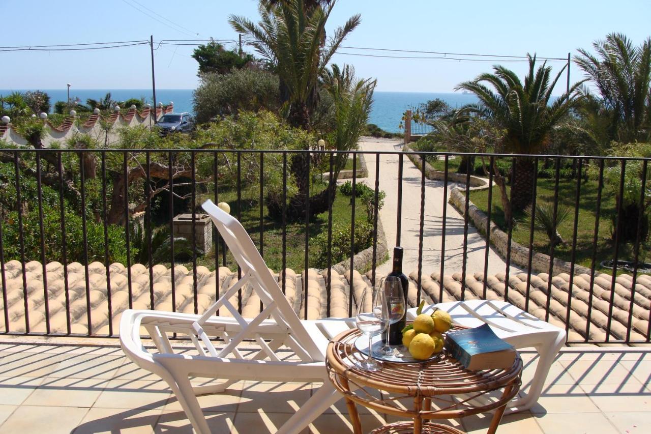 La Villa Rosa Al Mare Pozzallo Exteriör bild