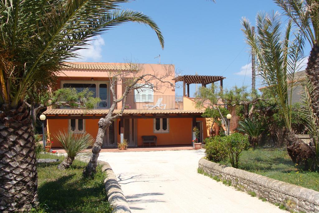 La Villa Rosa Al Mare Pozzallo Rum bild