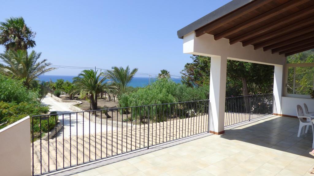 La Villa Rosa Al Mare Pozzallo Exteriör bild